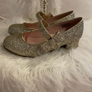 🔴SOLD🔴 Girls Gold Glitter Dress Shoes